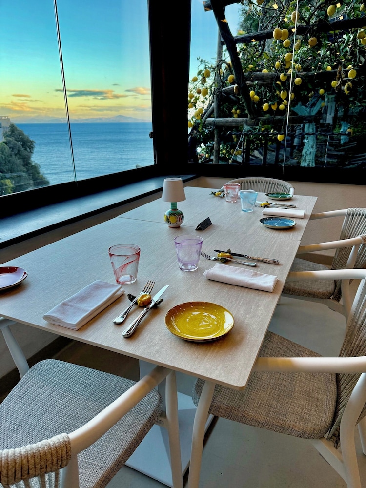 La Pergola Hotel 31/49