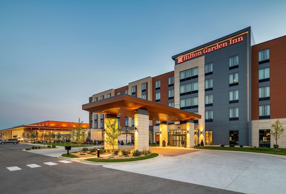 Hilton Garden Inn Milwaukee Brookfield Conference Center in BROOKFIELD - WI