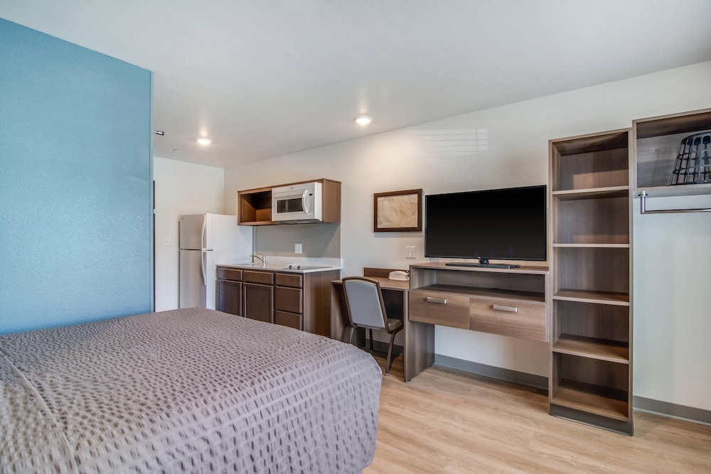 WoodSpring Suites Fort Mill 16/31