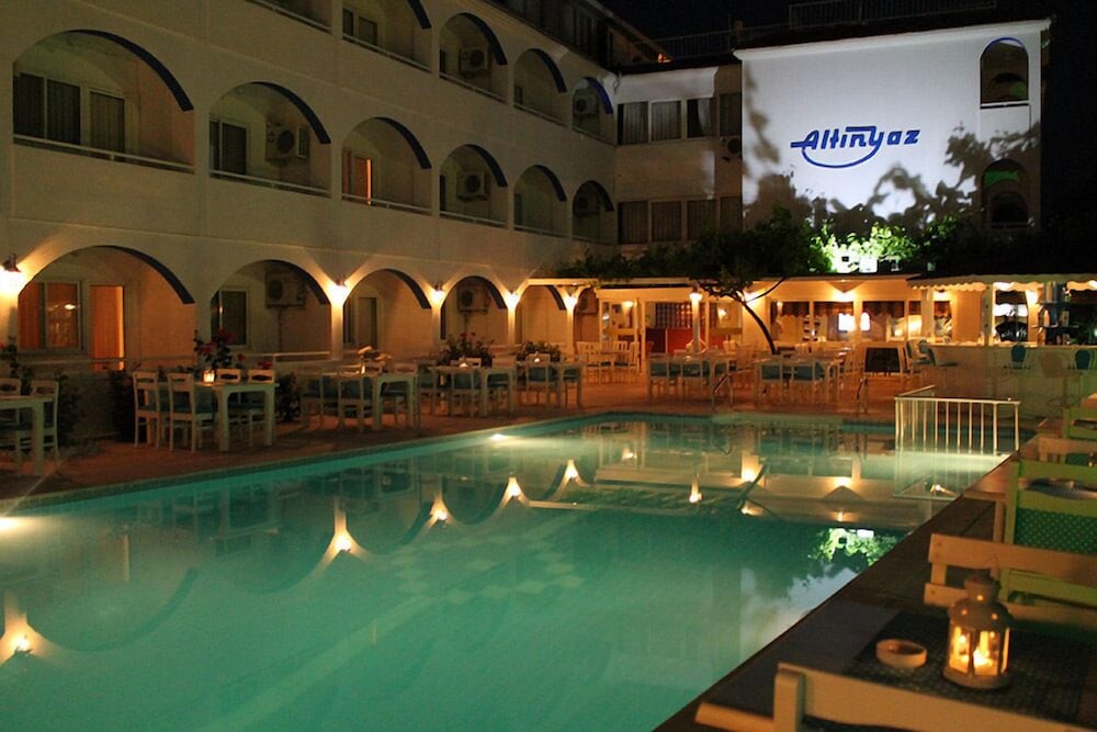 Altinyaz Hotel 32/35