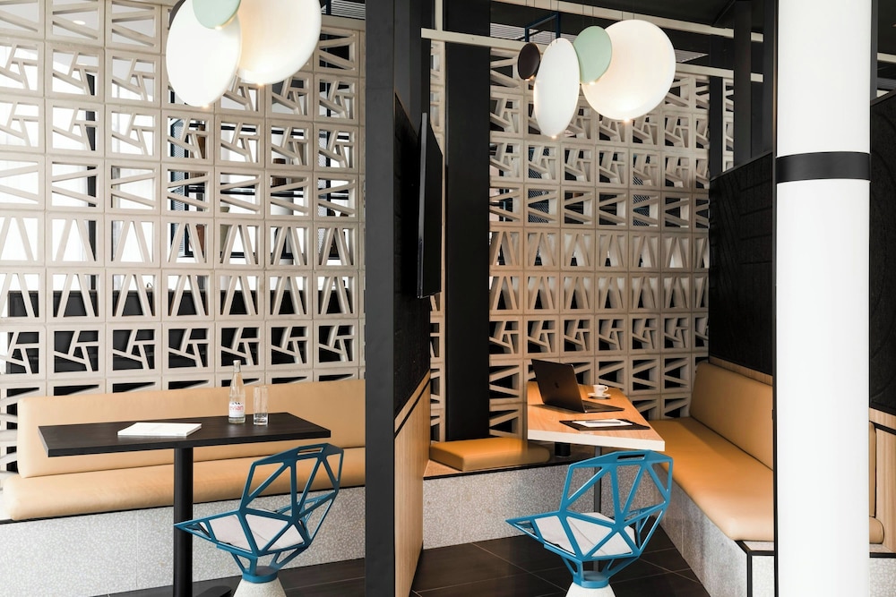 Courtyard by Marriott Paris Creteil 20/40