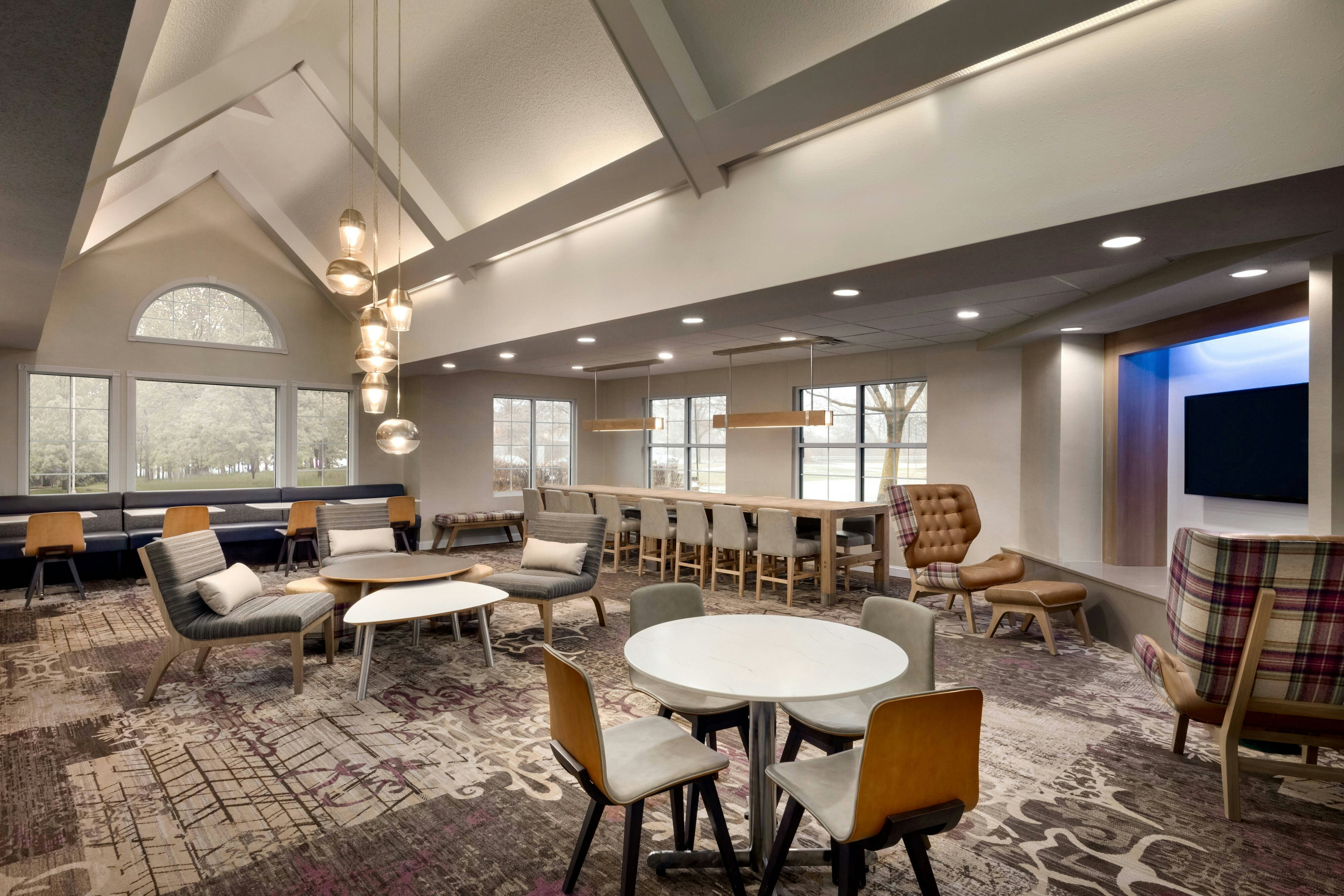 Residence Inn By Marriott West Springfield 32/35