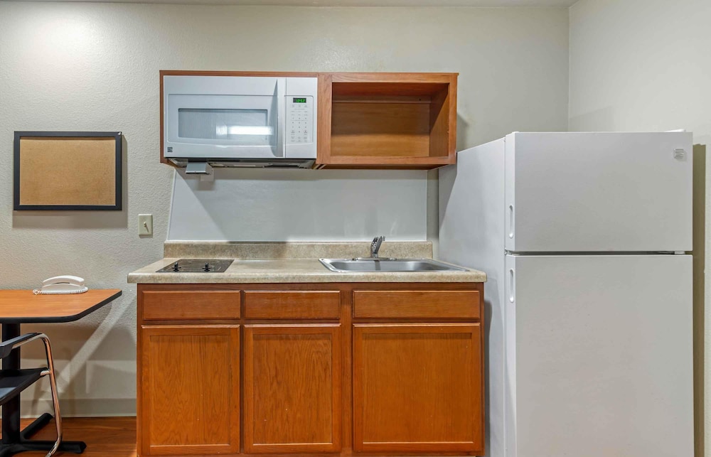 Extended Stay America Select Suites Atlanta Chamblee 39/53