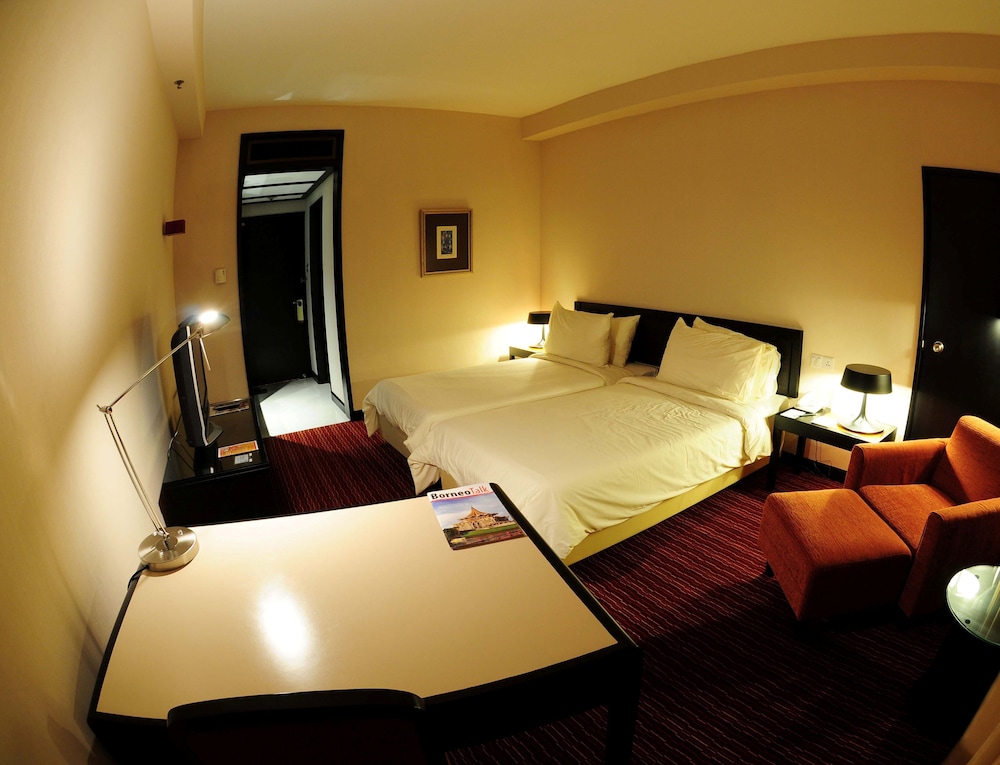 Tanahmas The Sibu Hotel 14/25