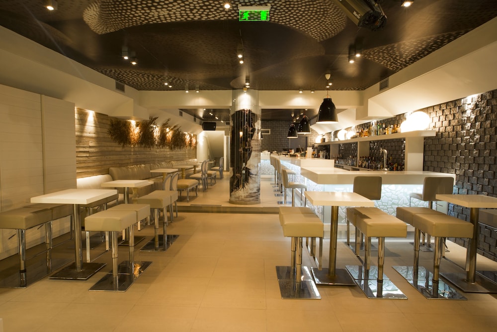 Bourtzi Boutique Hotel 48/64