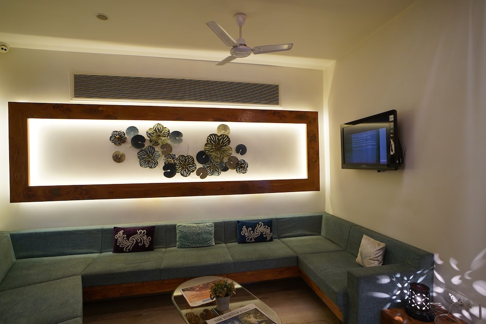 HOTEL GK PALACE 17/25