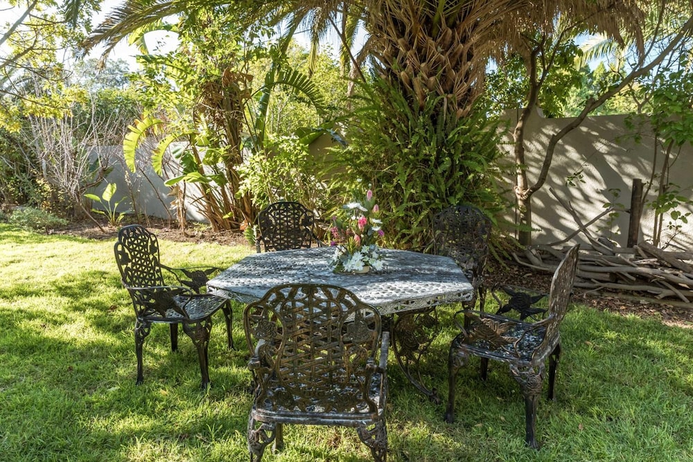 Le Petit Chateau 36/50