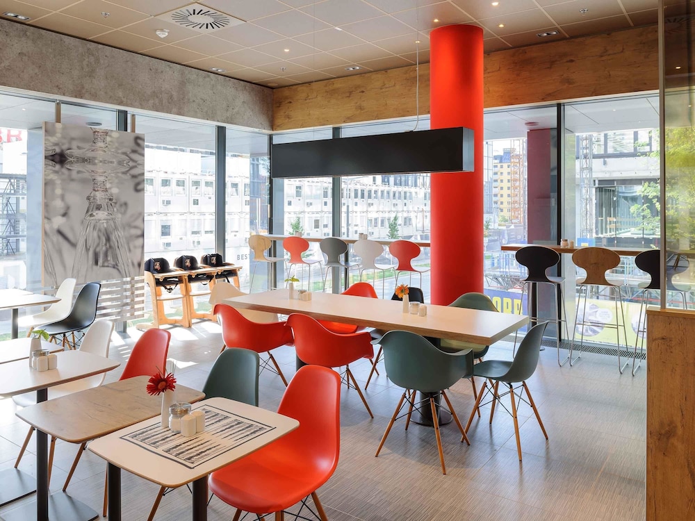 Ibis Wien Hauptbahnhof 51/69