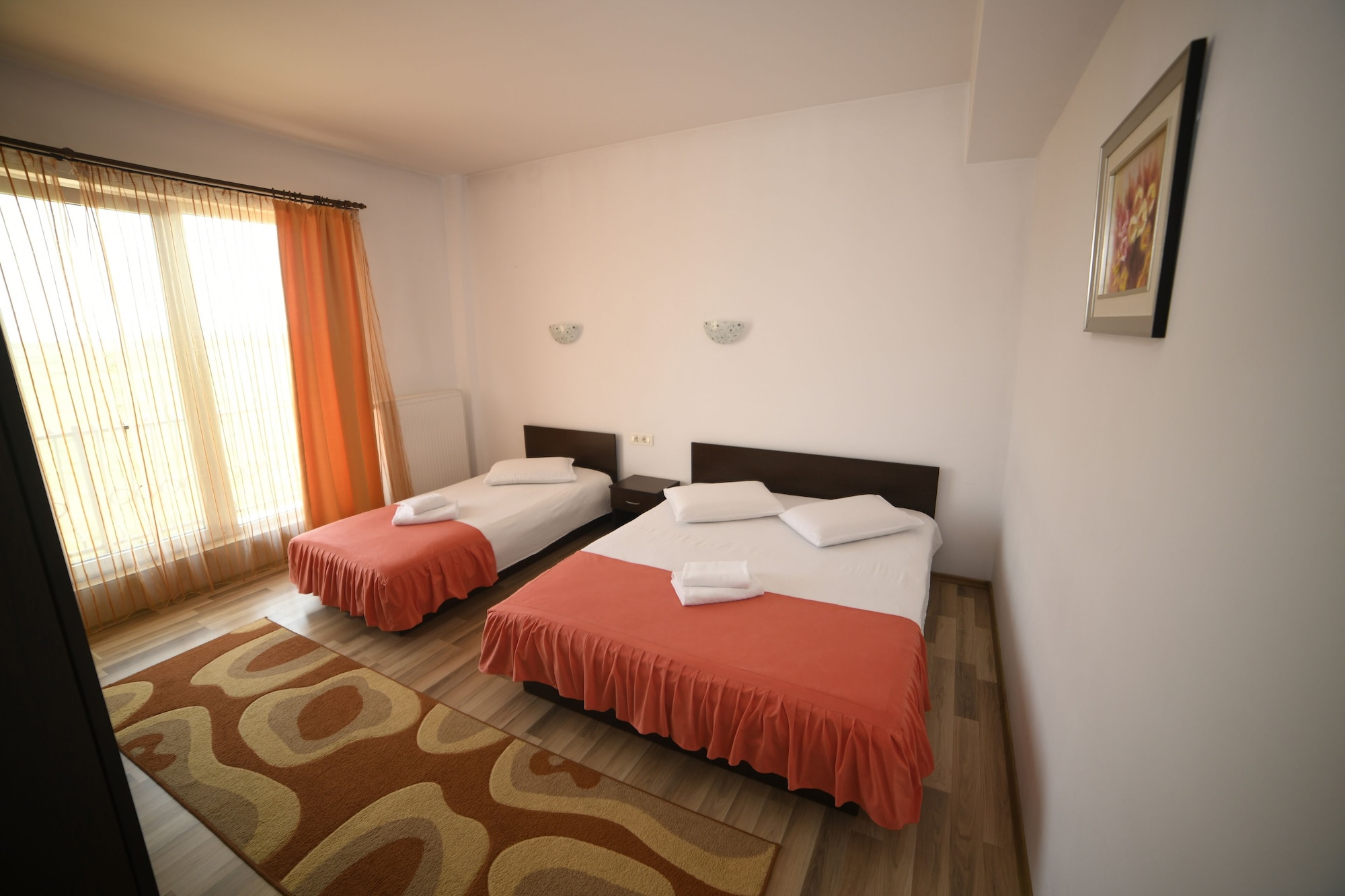ROOM, TRIPLE