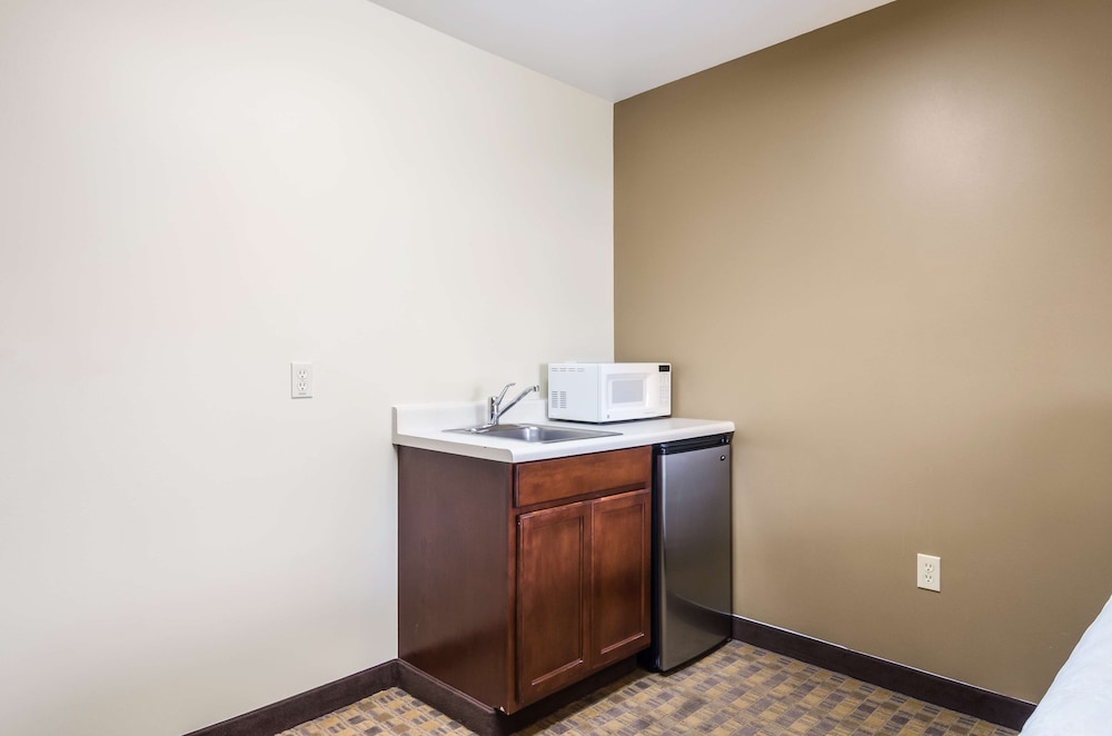 Guesthouse Inn & Suites Montesano 15/34