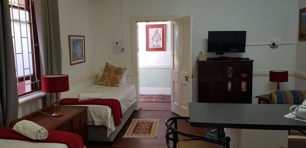 Kelkiewyn Guesthouse Caledon 28/40