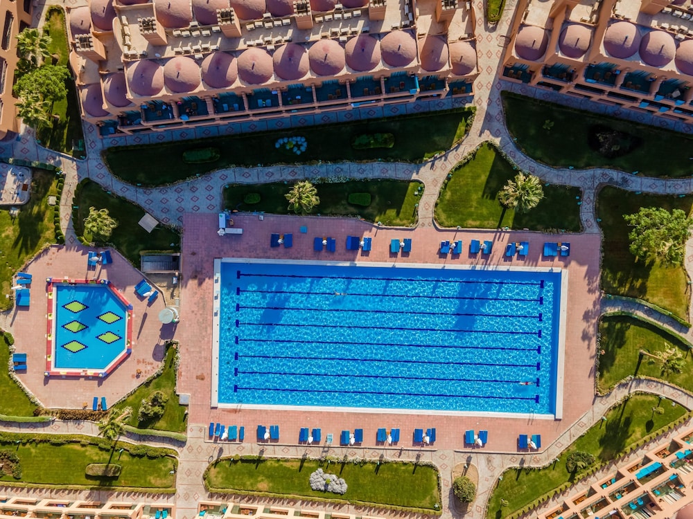 Akassia Swiss Resort in QUSEIR