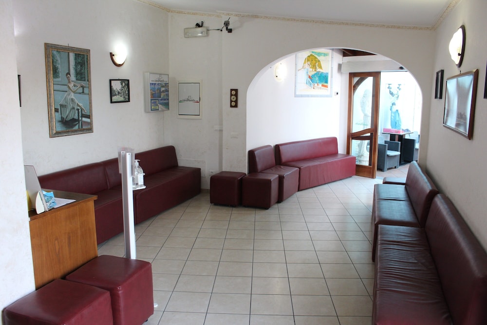 HOTEL CASTIGLIONE 46/74