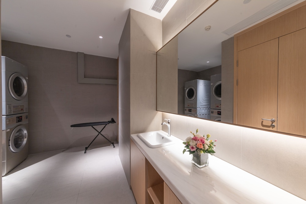 Holiday Inn Express Dongguan Humen 24/25