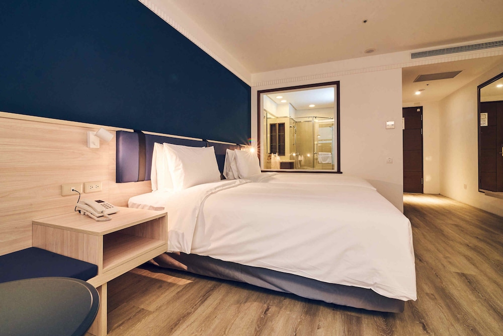Check Inn Select Taipei Nangang 24/50