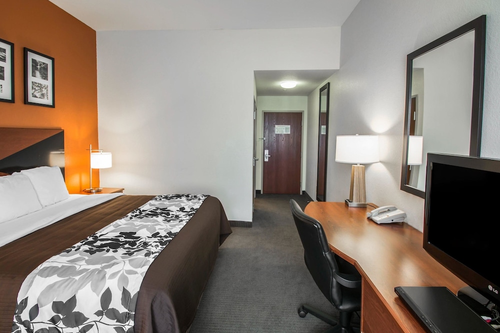 Sleep Inn & Suites Palatka North 8/34