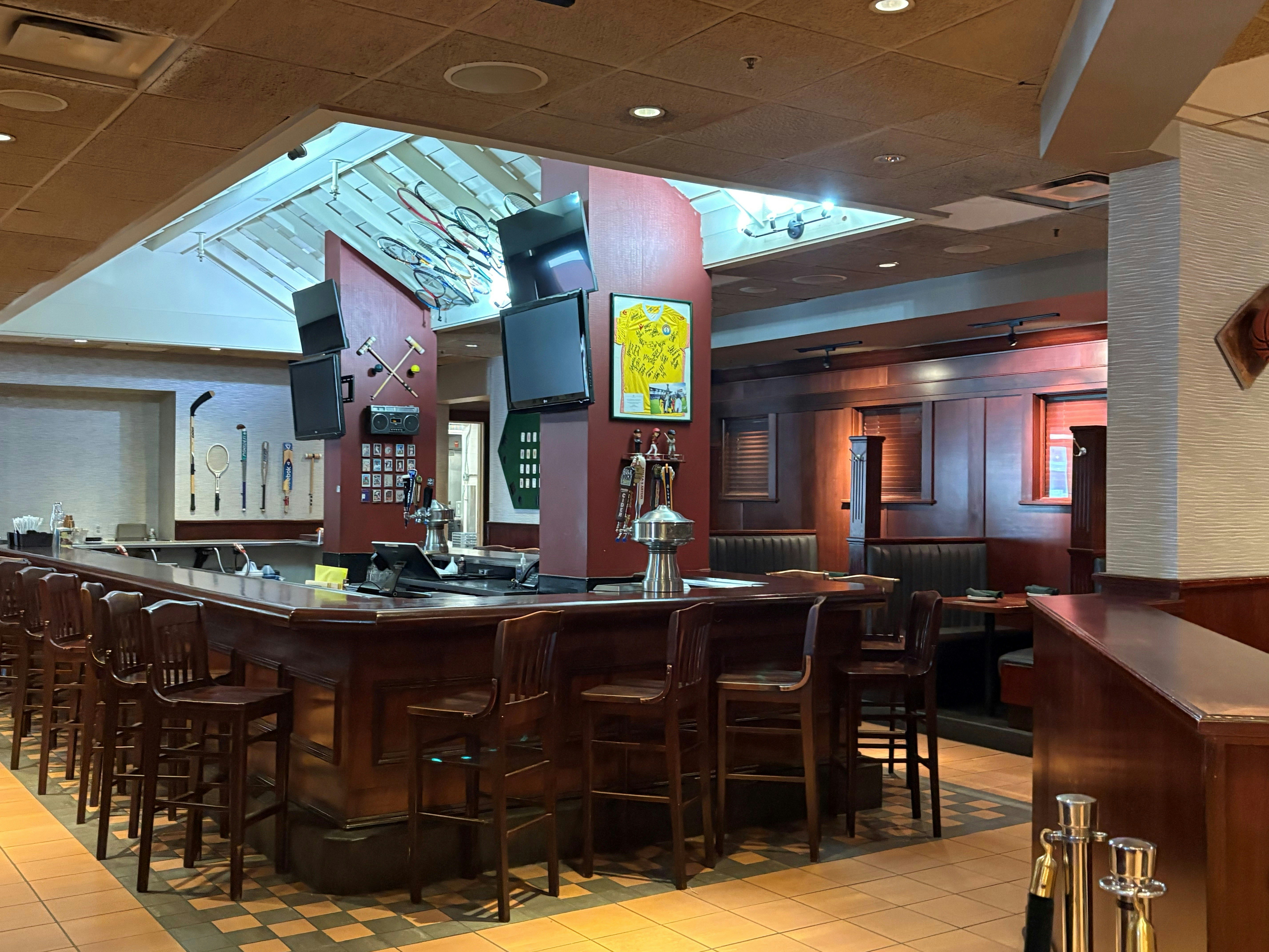 Hotel Belvoir Springfield 45/86