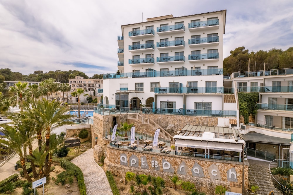 Porto Drach Aparthotel & Suites photo3
