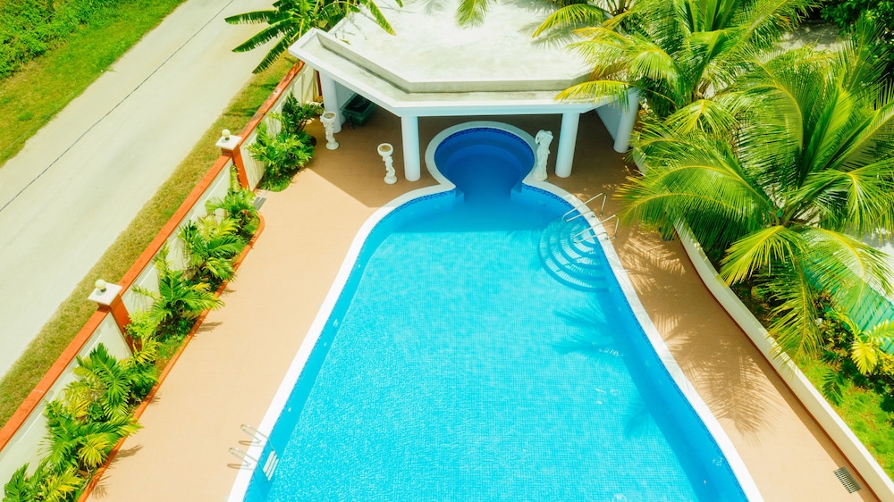Beach Garden Hotel And Apartment 43/50