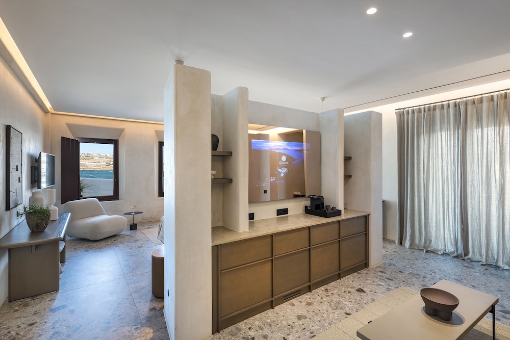 Aeonic Suites and Spa - Adults Only 22/50