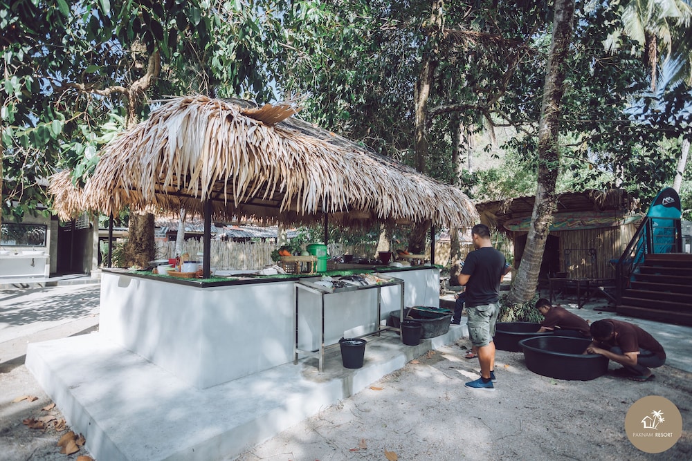 Pak Nam Resort 8/50