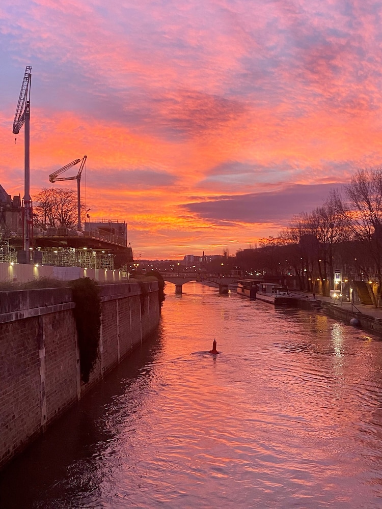 Hôtel Les Degrés De Notre Dame 41/50