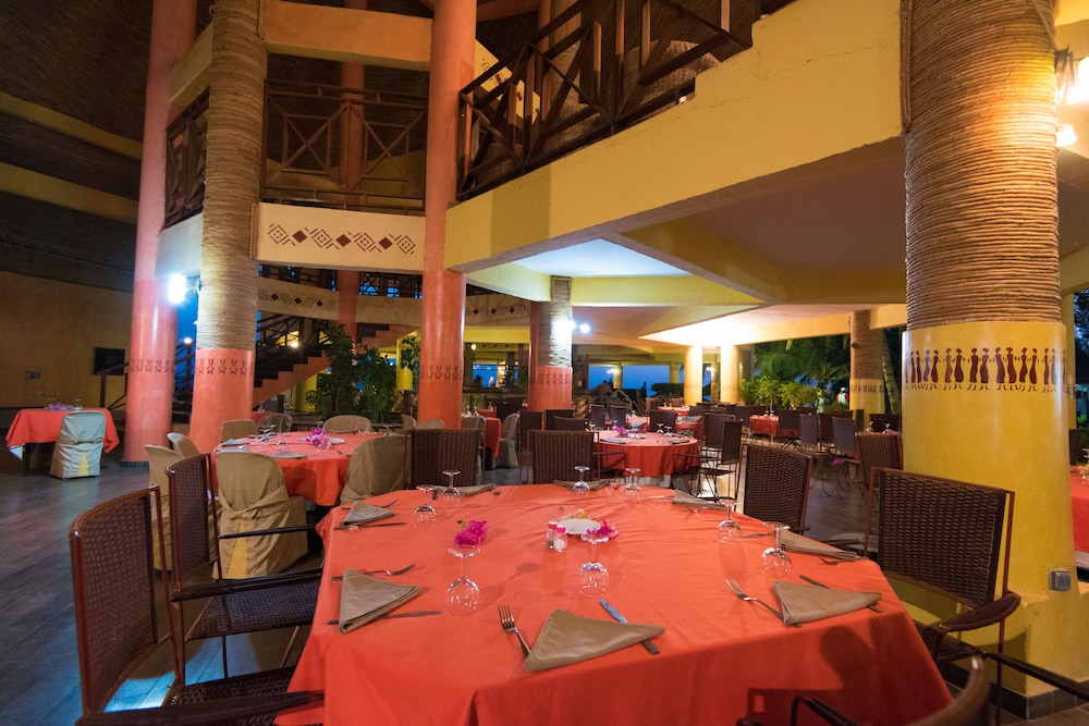 Hotel Club Royal Saly 16/35