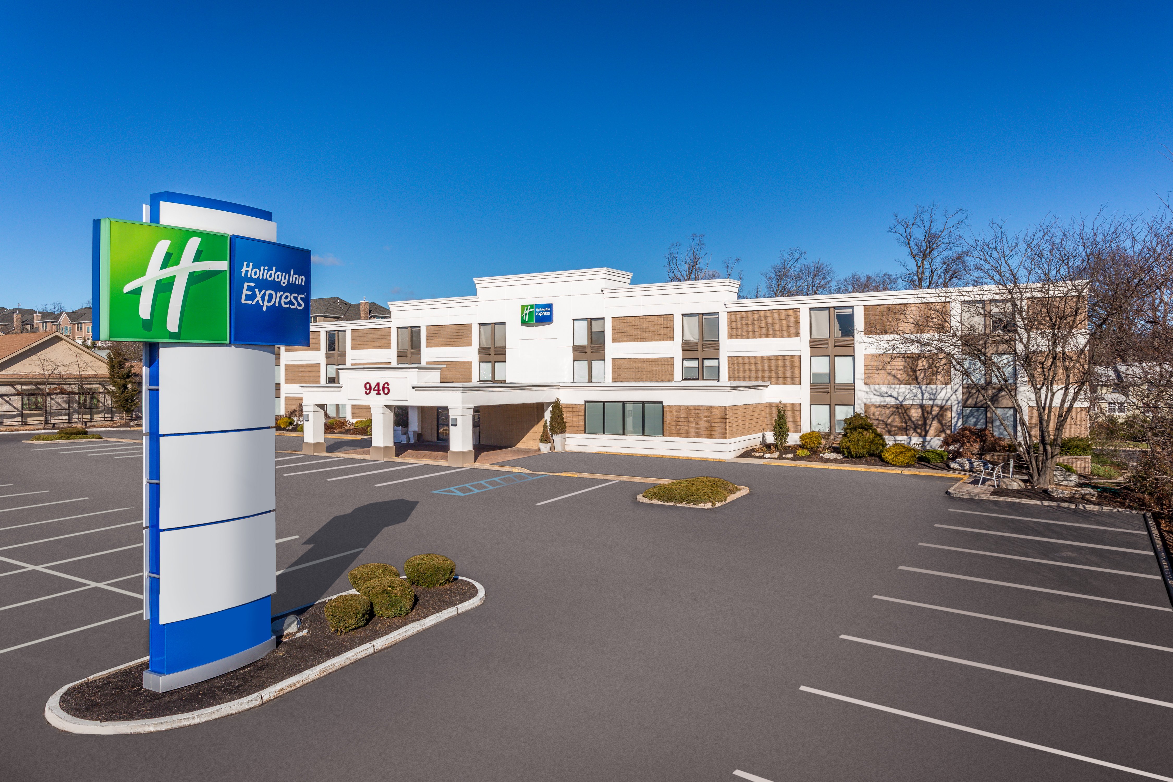 Holiday Inn Express Ramsey-Mahwah 9/12