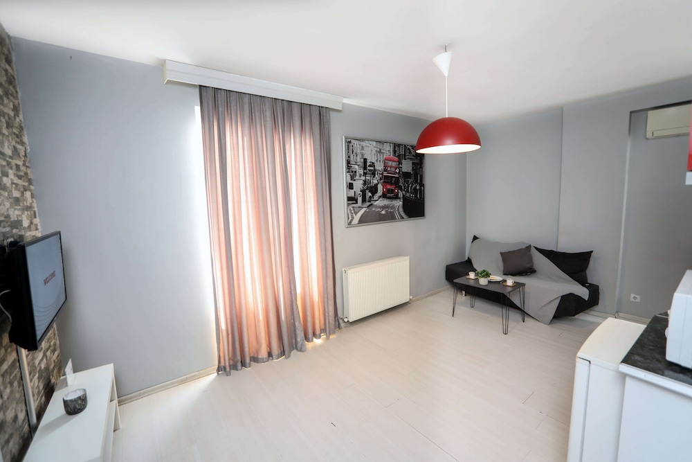 Arkem Hotel 3 10/17