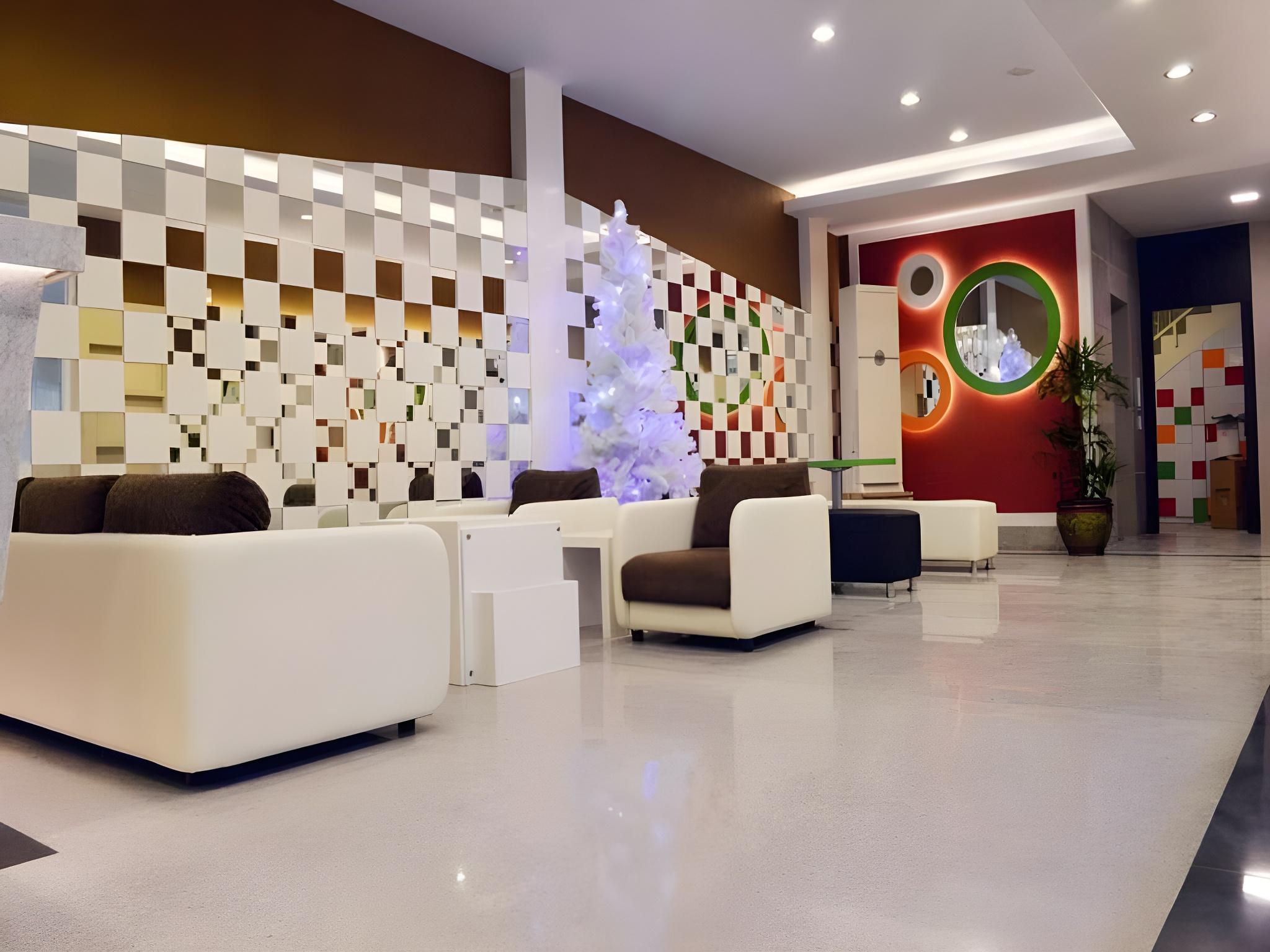 d'eWHiTTE Hotel 27/31