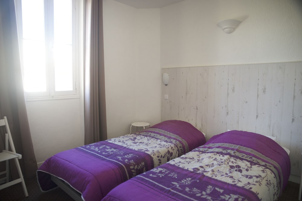 Nouvel Hotel 7/31