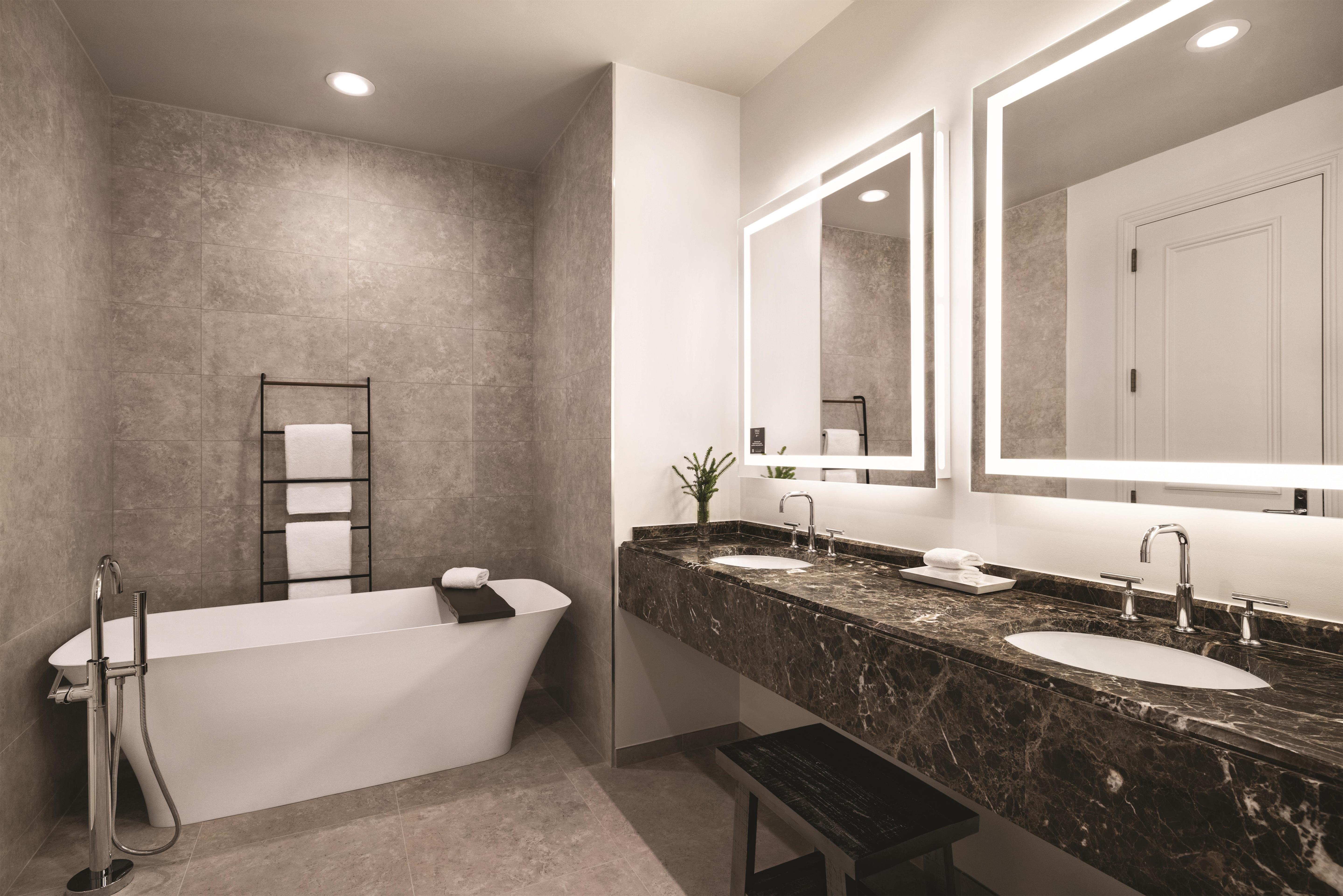 Presidential, Suite, King Bed, Parlor