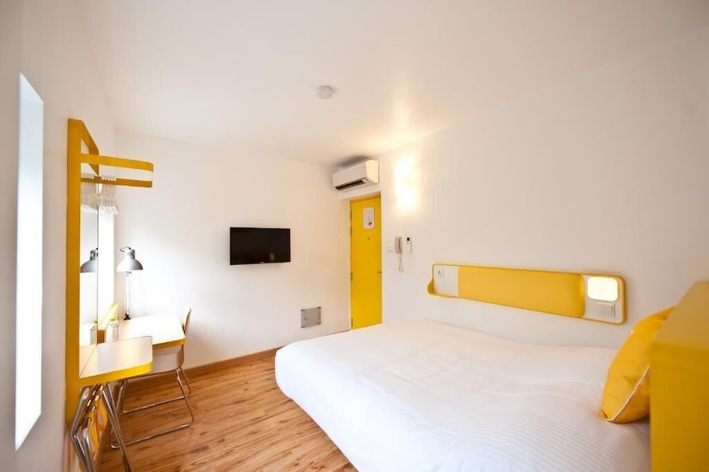 Bloomrooms At Indiranagar 6/44