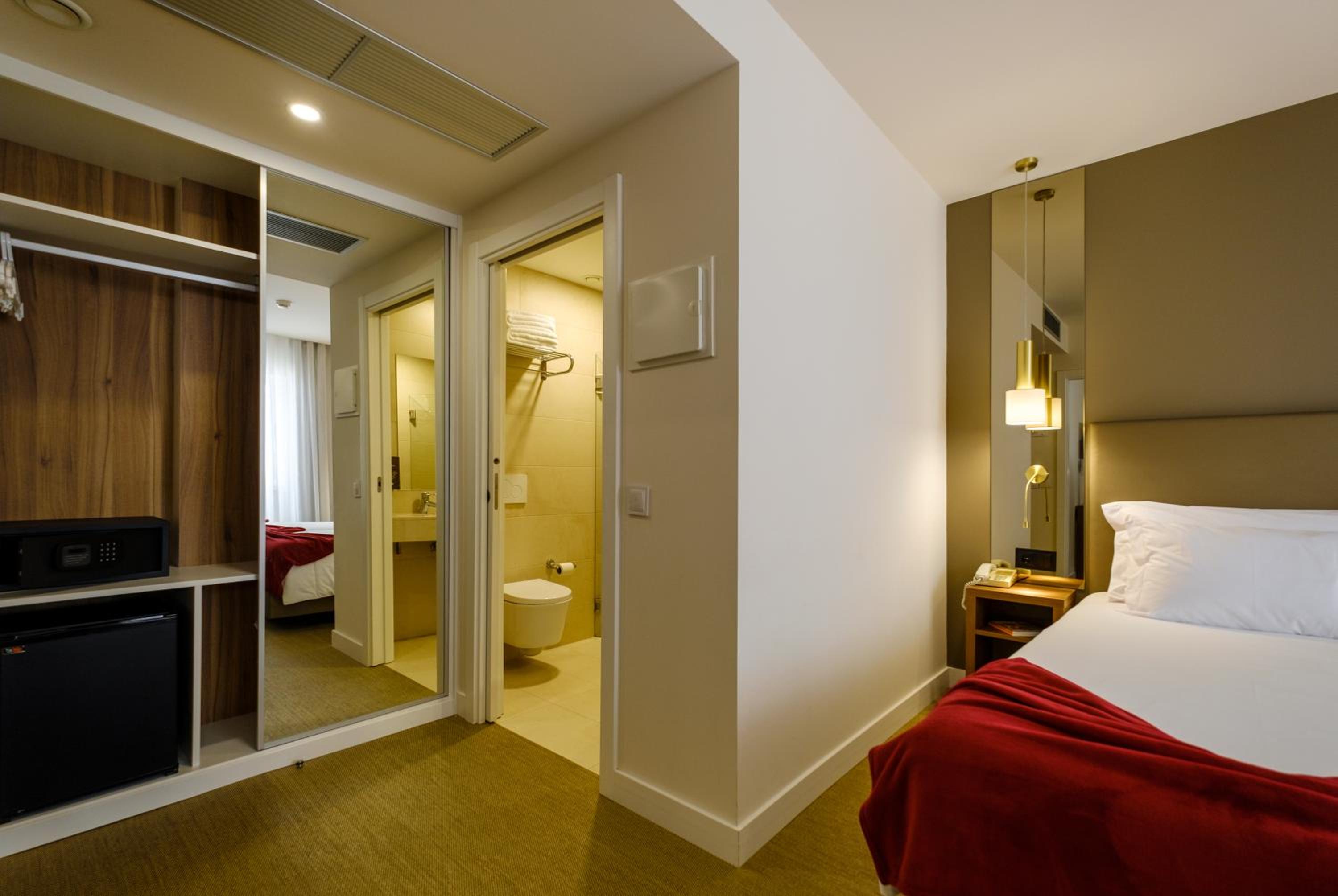 rooms