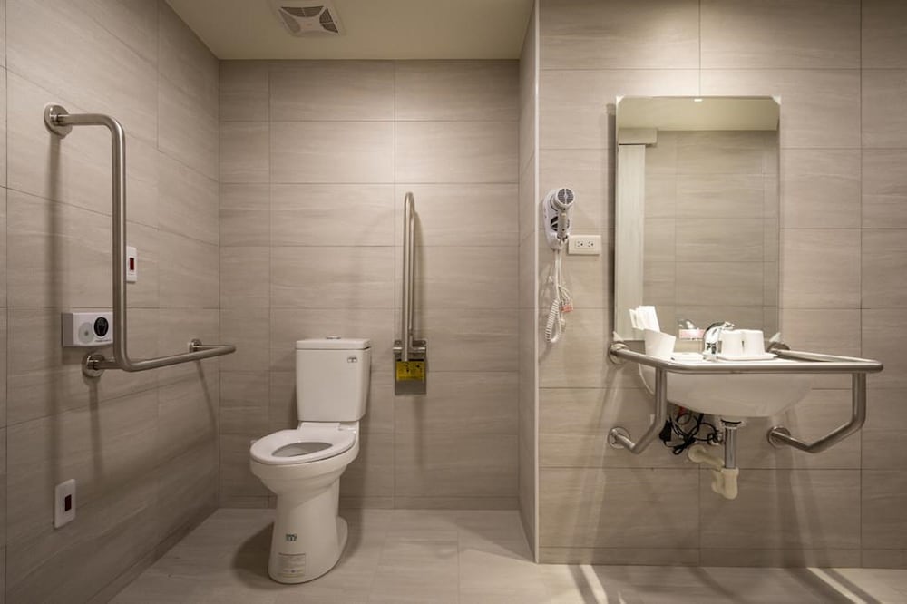 Urhome Hotel 10/62
