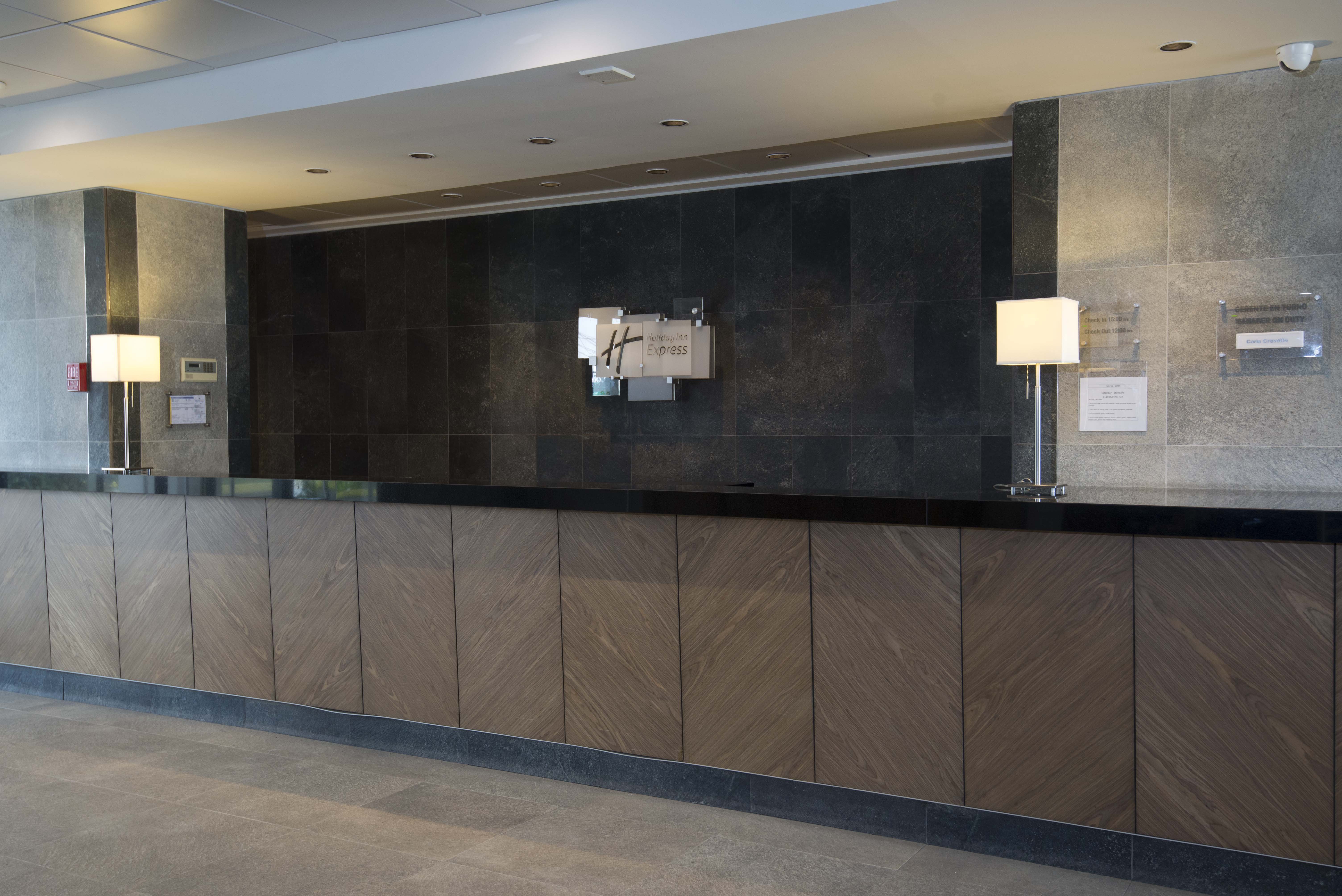 HOLIDAY INN EXPRESS CONCEPCION 16/74