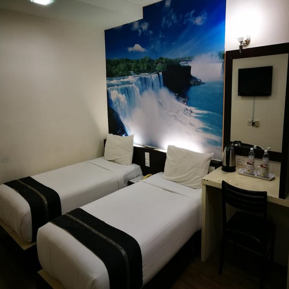 Swiss Hotel 25/70