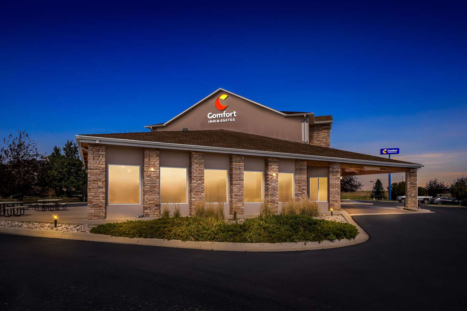 Comfort Inn & Suites Near University Of Wyoming 4/40