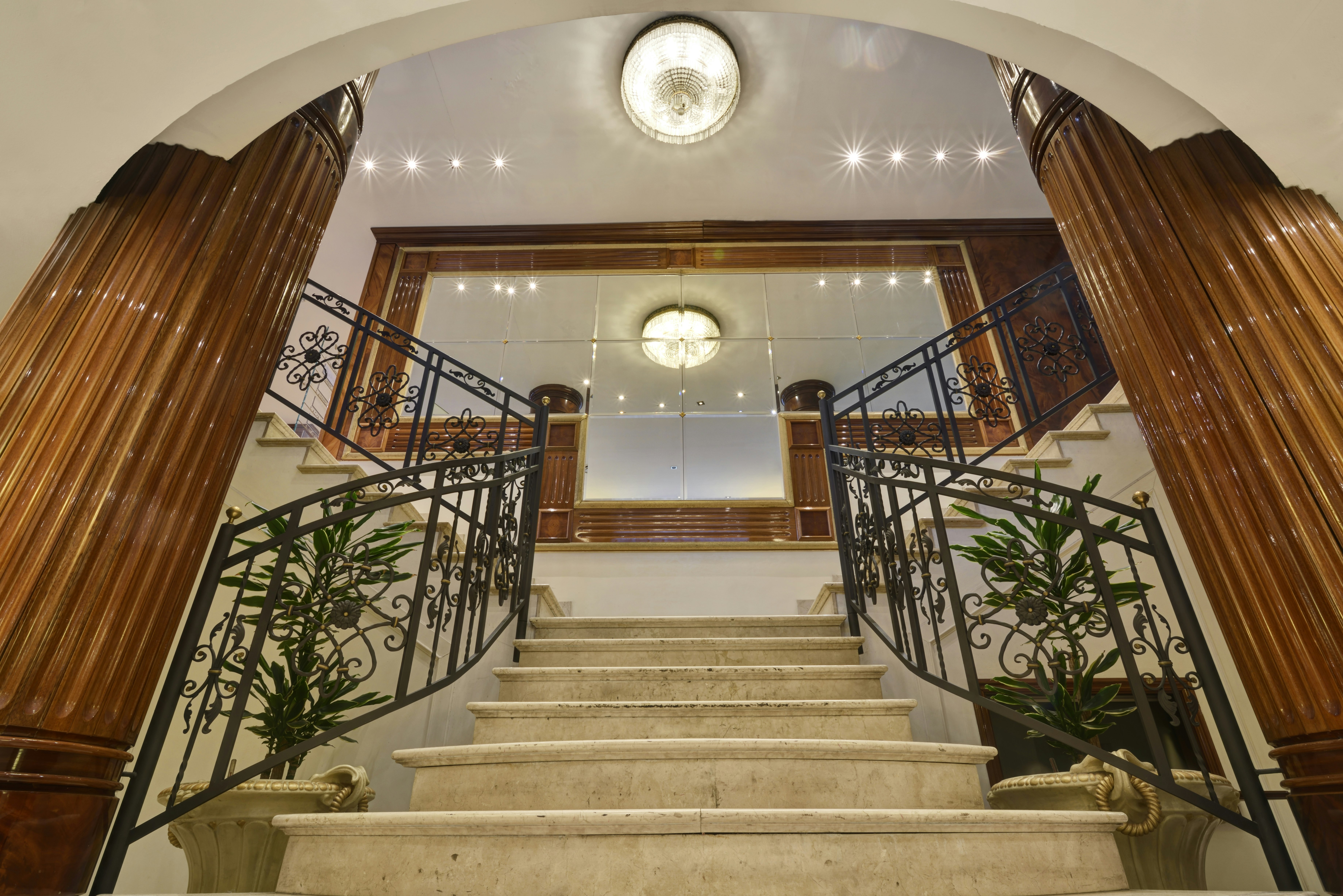 Unahotels Scandinavia Milan 10/65