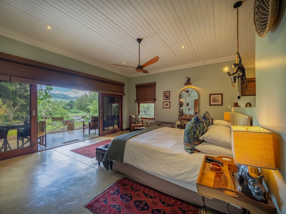 River, Luxury, Suite, King Bed