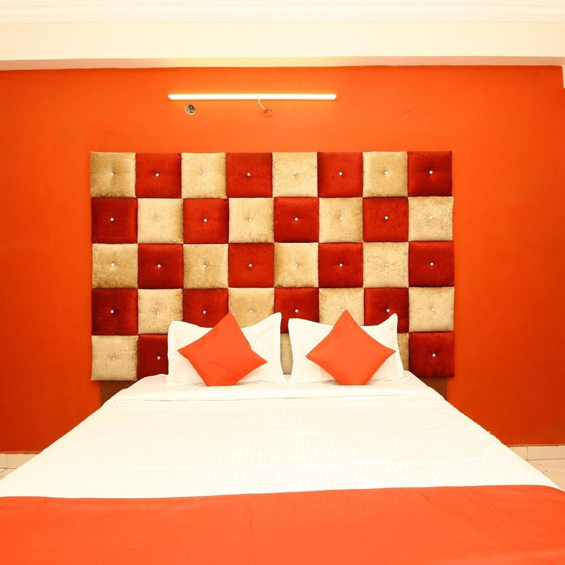 Hotel Nav Bharat Residency 25/29