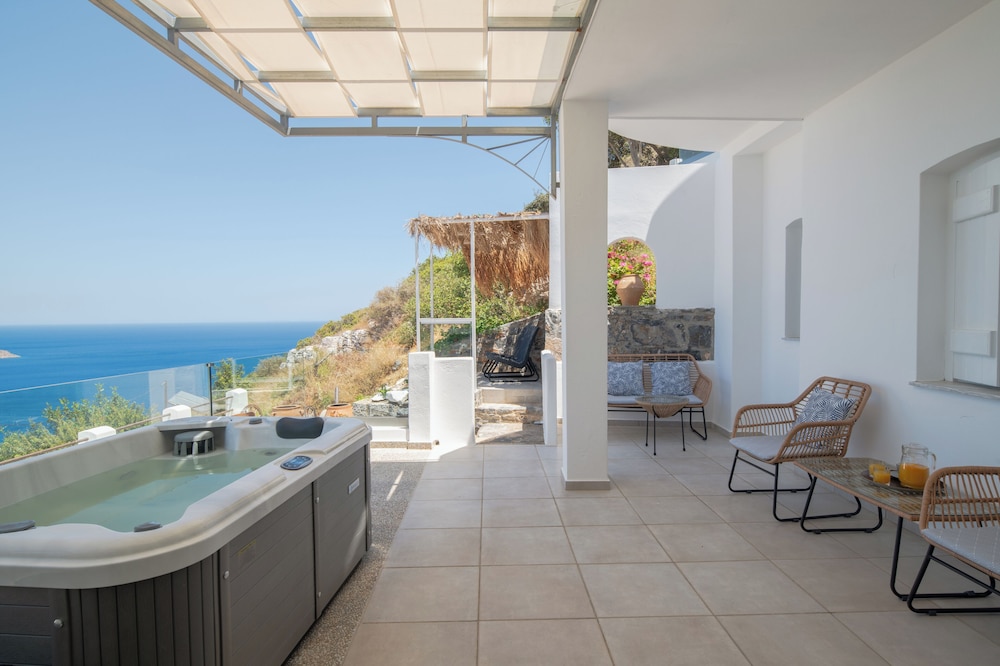 Adrakos Apartments 31/78