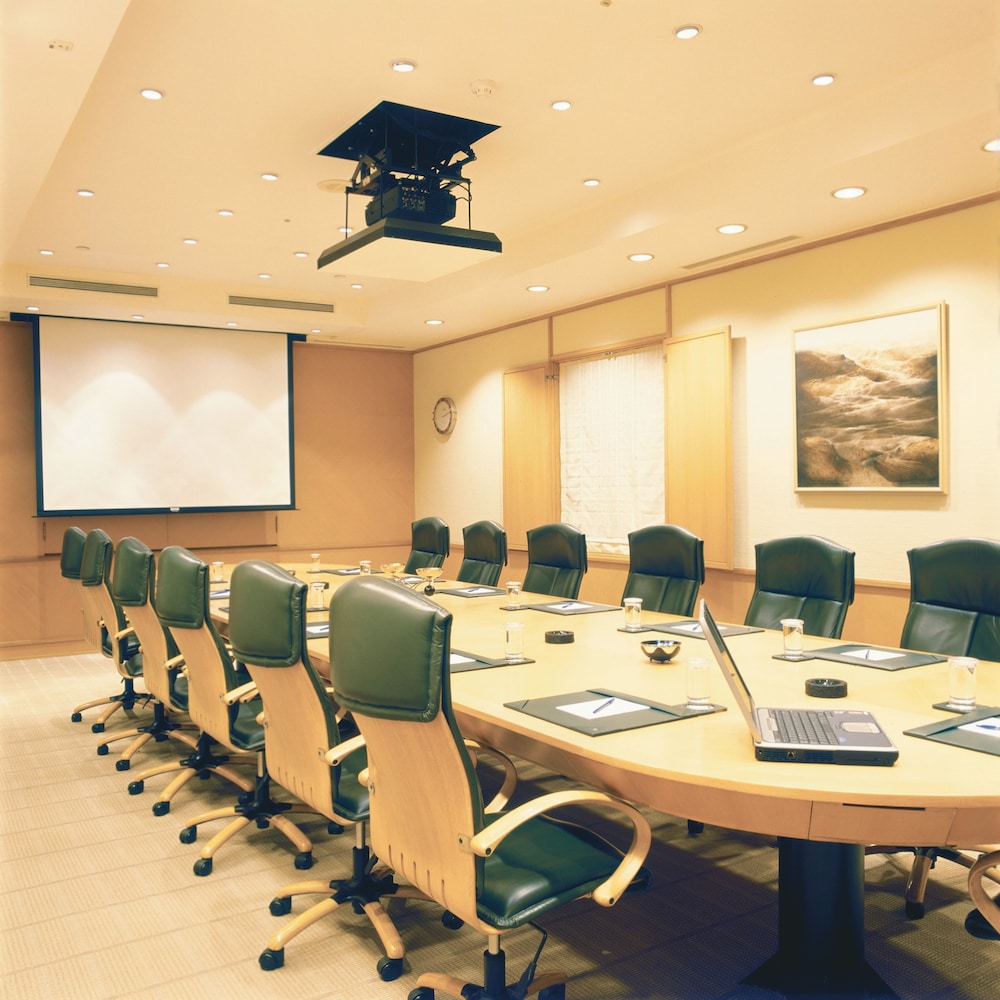 Trident Nariman Point 37/50