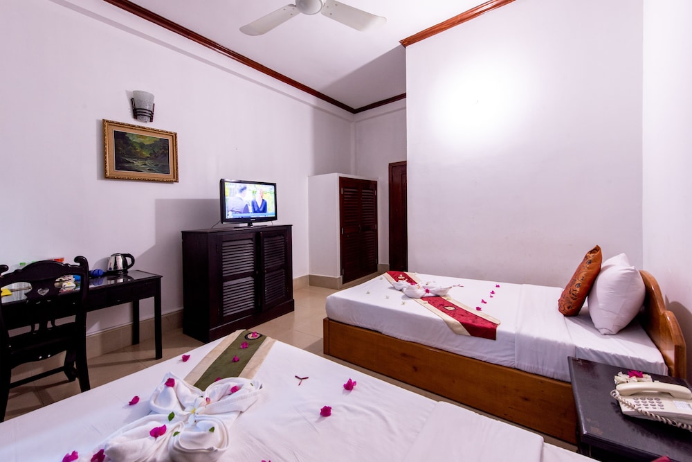 DELUXE, TWIN BEDS