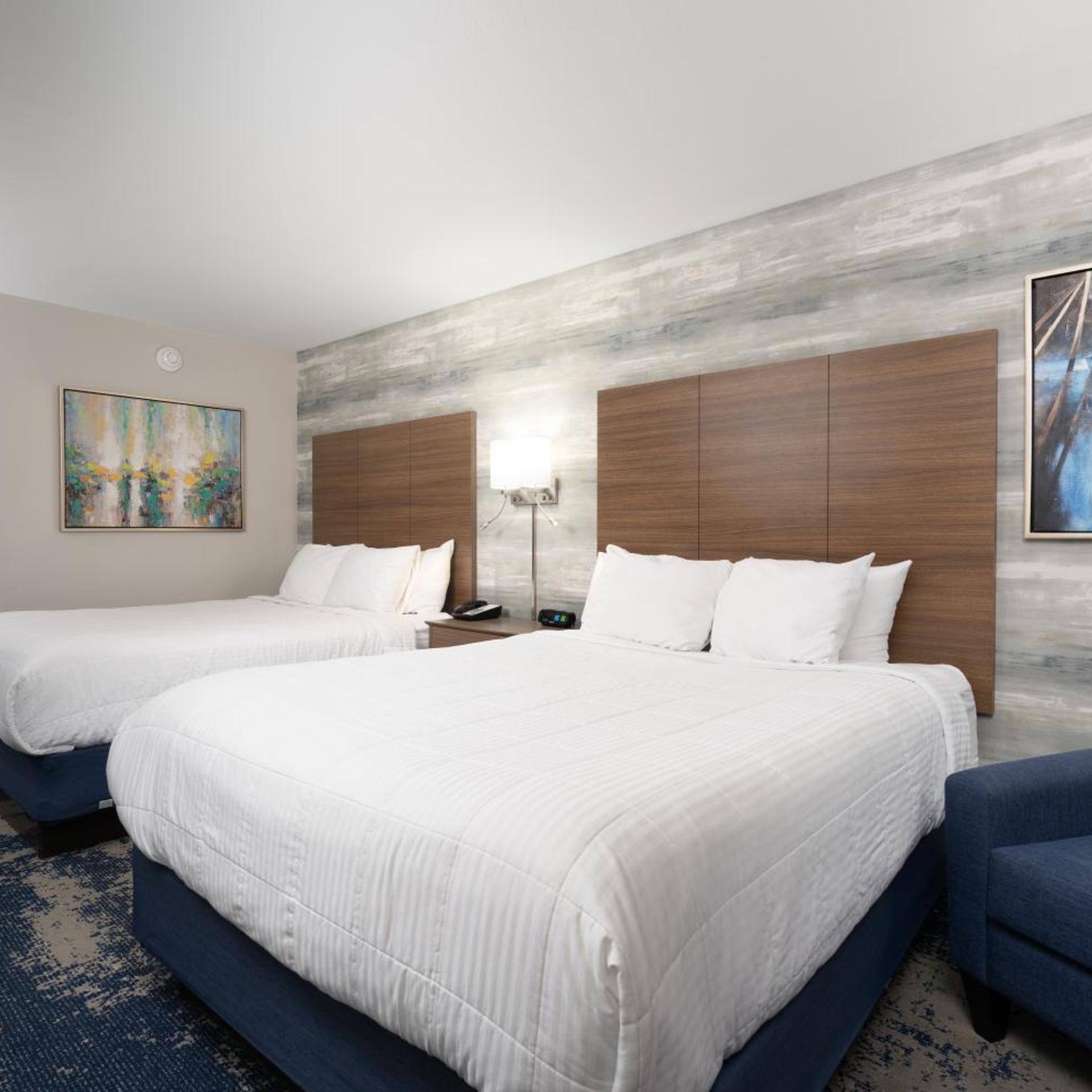 Deluxe, Queen Bed