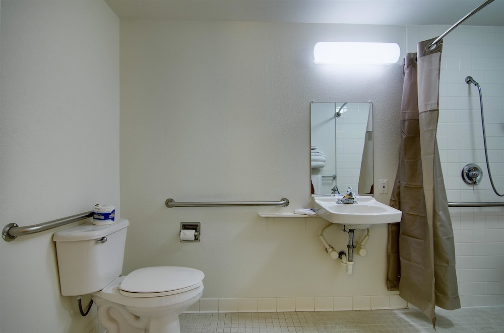Motel6 Salina, KS 14/60