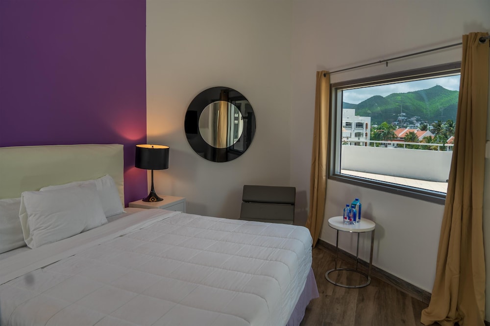 Commodore Suites, SureStay Collection by Best Western 37/71