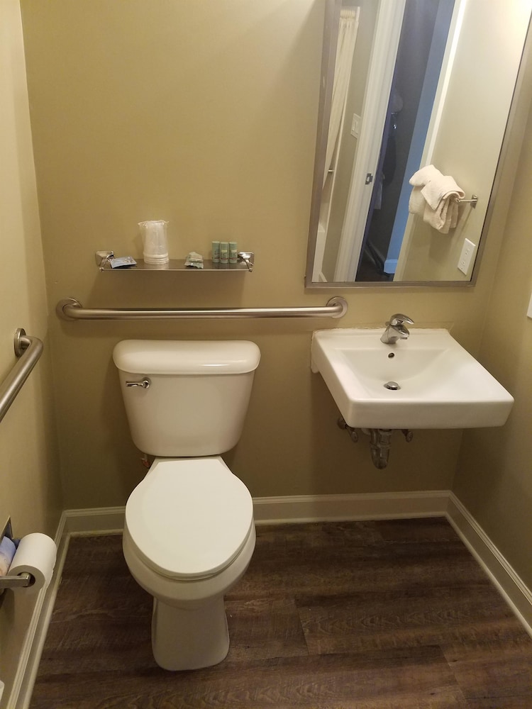 Best Western Ocean City Hotel Suites 18/41