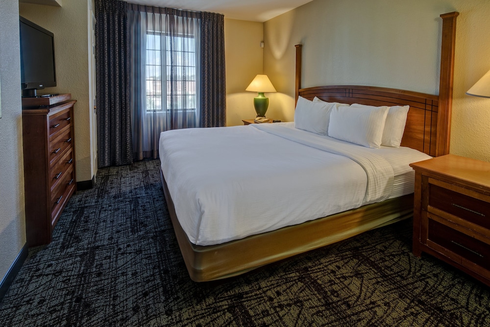 Staybridge Suites Denver - Cherry Creek 20/60
