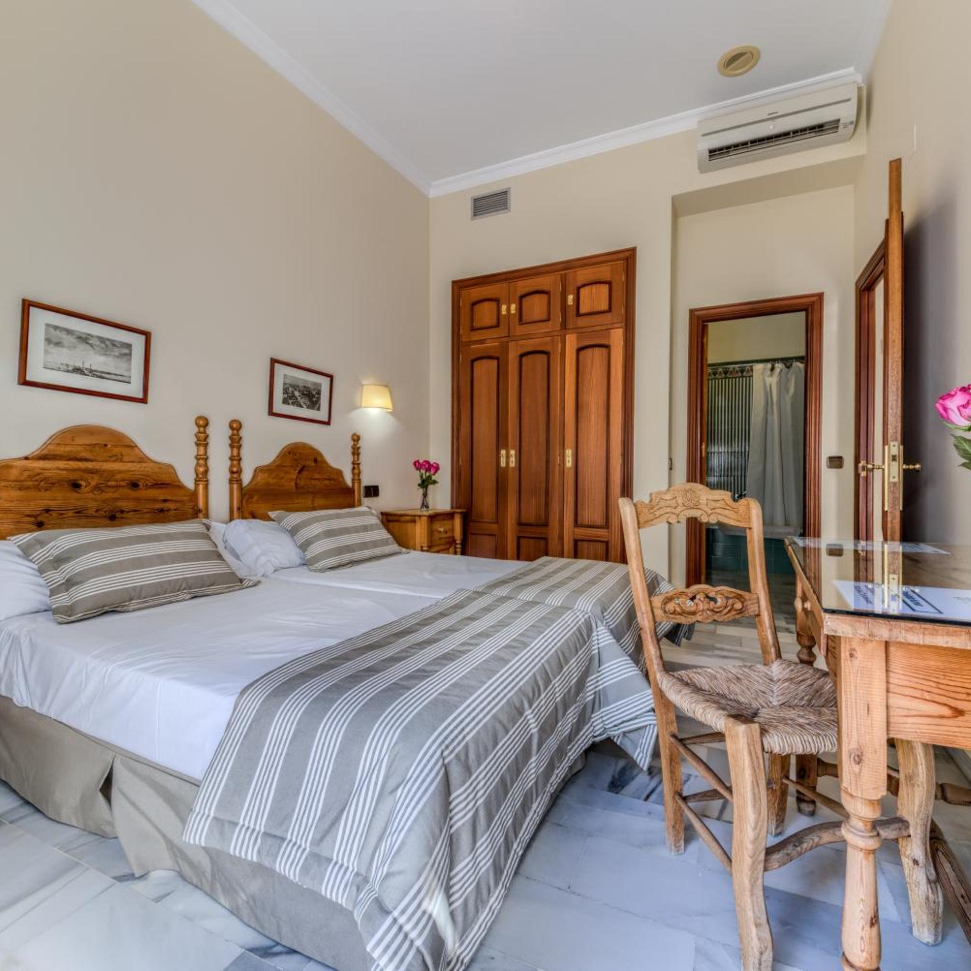 Hotel La Espanola 18/58